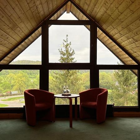 Hotel Salamandra Hoczew Экстерьер фото